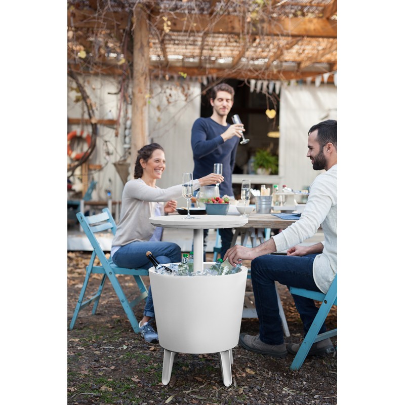 Keter Coffee Table in COOL BAR White Resin