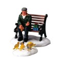 Feeding Pigeons Set of 2 Cod. 42905